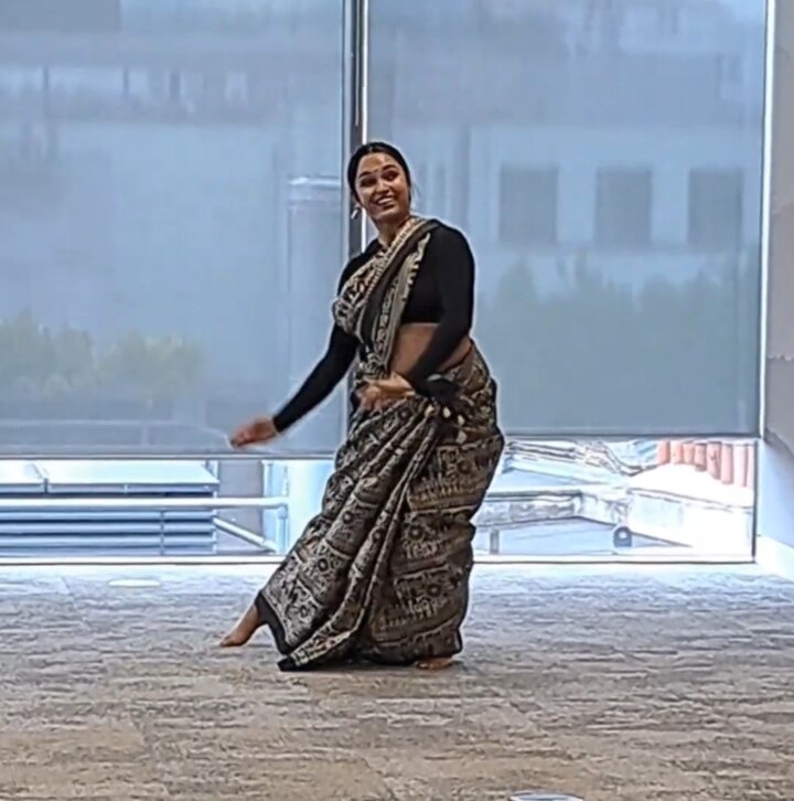 Sohini Dancing